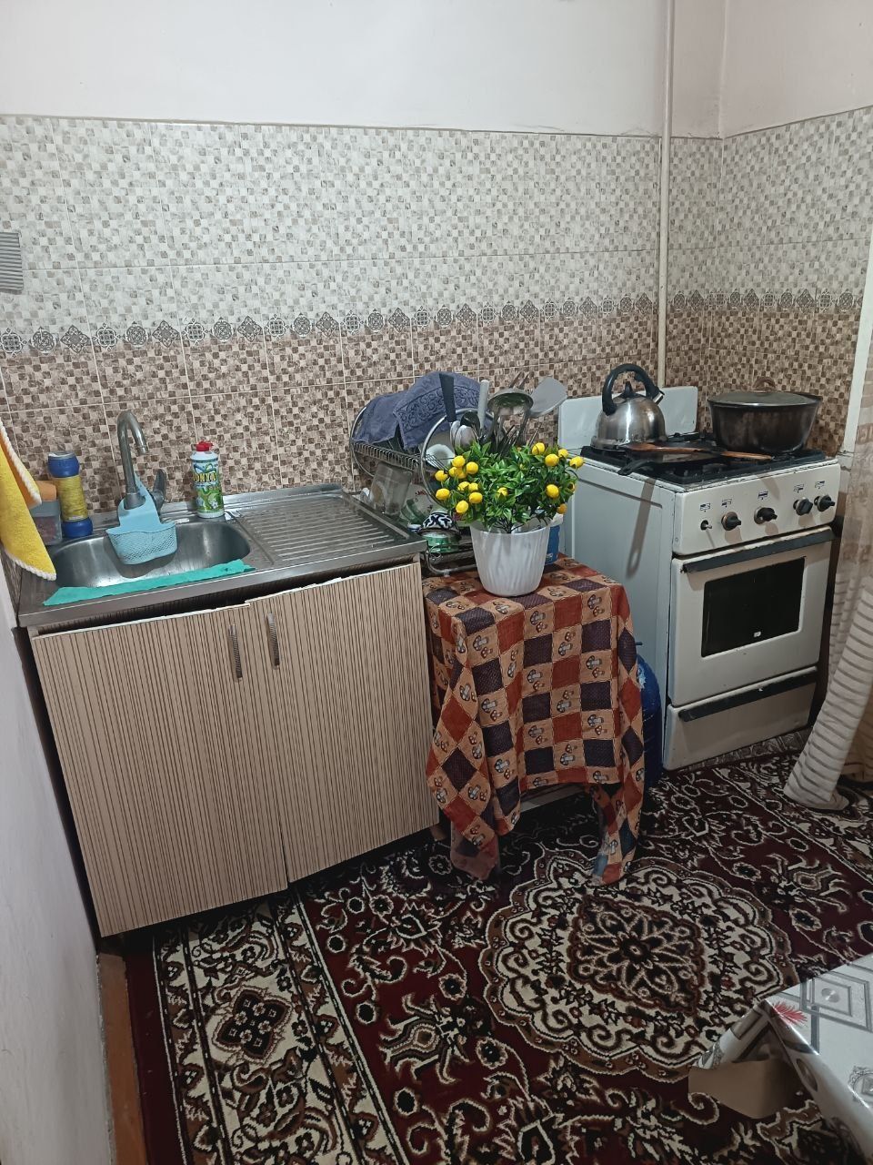 Уй сотилади 1 хонали
