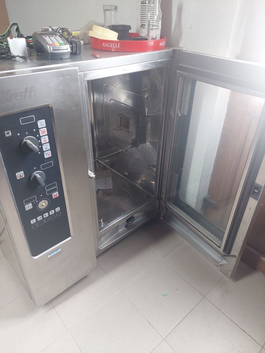 Cuptor 12 Tavi Krefft