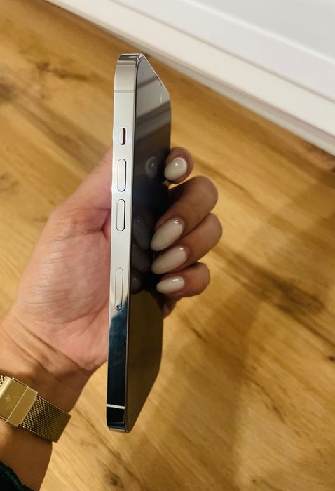 iPhone 14 Pro бял