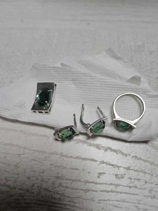 Seturi argint ,detalii la cerere