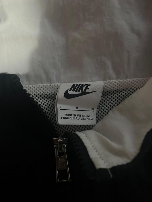 Jacketă nouă Nike