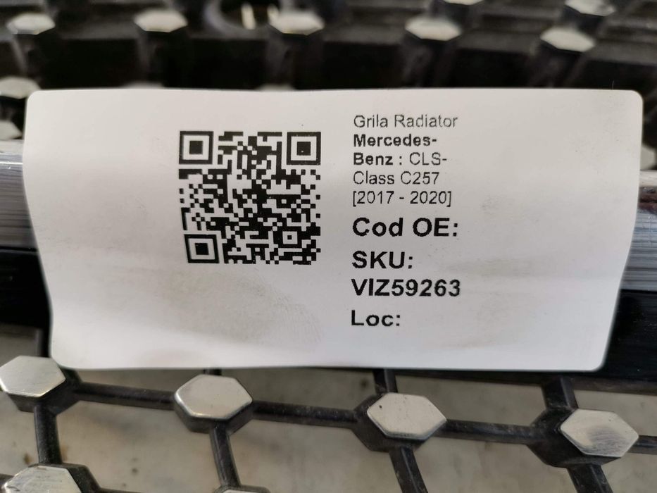 Радиаторна решетка Мерцедес-Бенц ЦЛС-Клас / Mercedes-Benz CLS-Class [