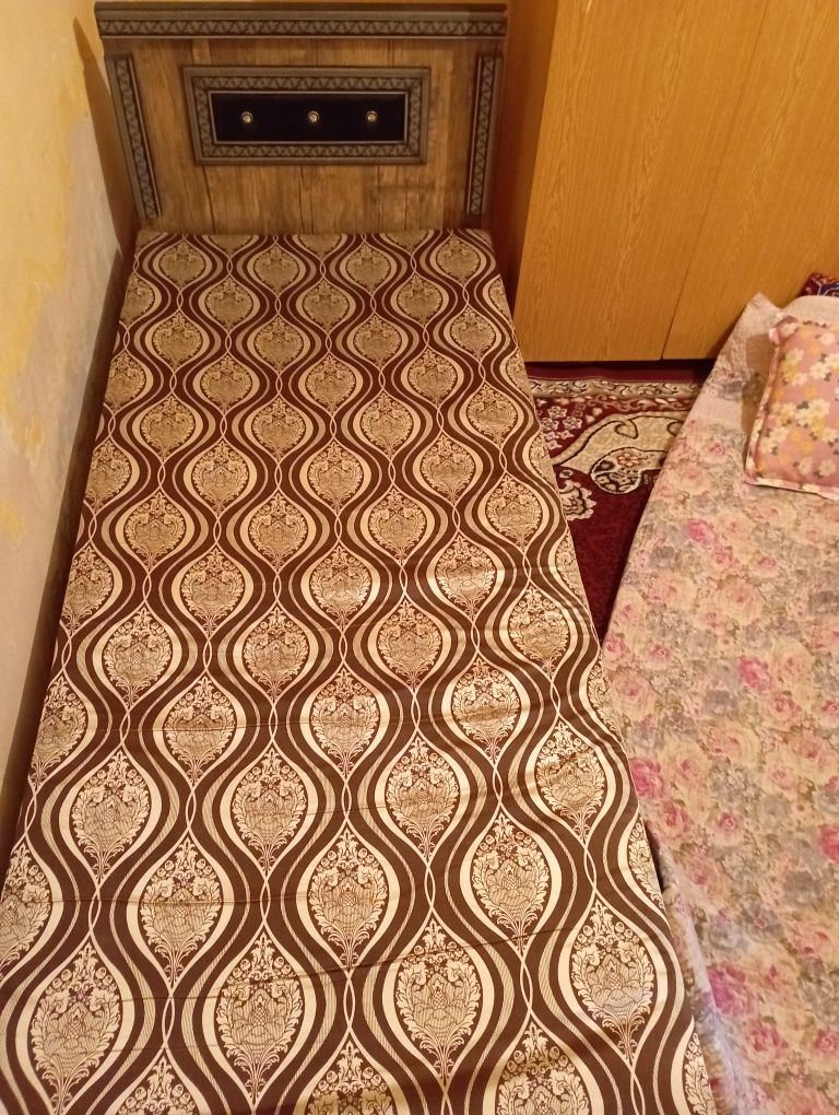 Кровать мебель 1
