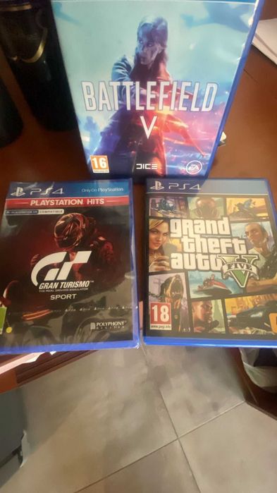 PS4 Spider-Man Edition + 2 manete + 4 jocuri