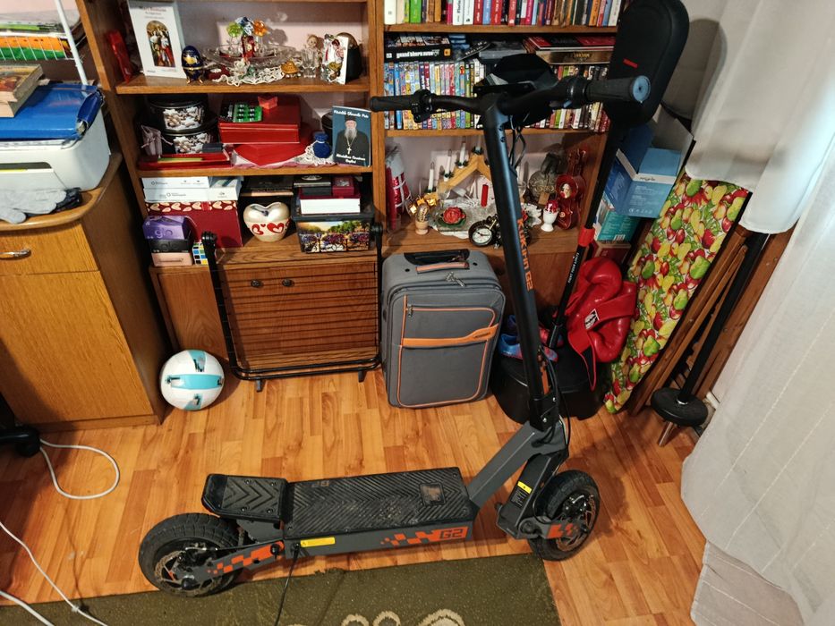 Kukirin g2 aproape nou (aprp 2 luni vechime) model 2025