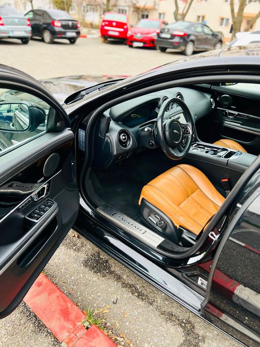 Jaguar XJ Long 3.0 diesel 275 cp /2015