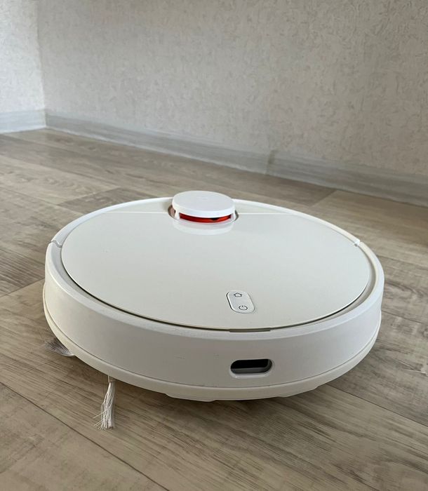 Продам робот пылесос xiaomi vacuum-mop p