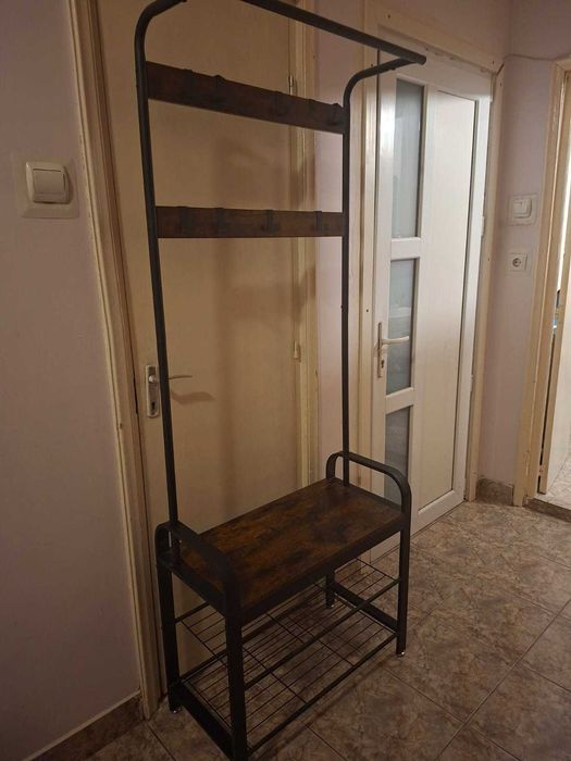 Cuier Ikea putin utilizat -  arata impecabil, ca nou