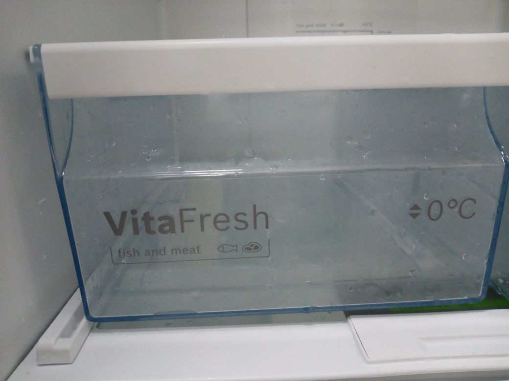 Комбиниран хладилник с фризер Бош Bosch А+++ 2 години гаранция!
