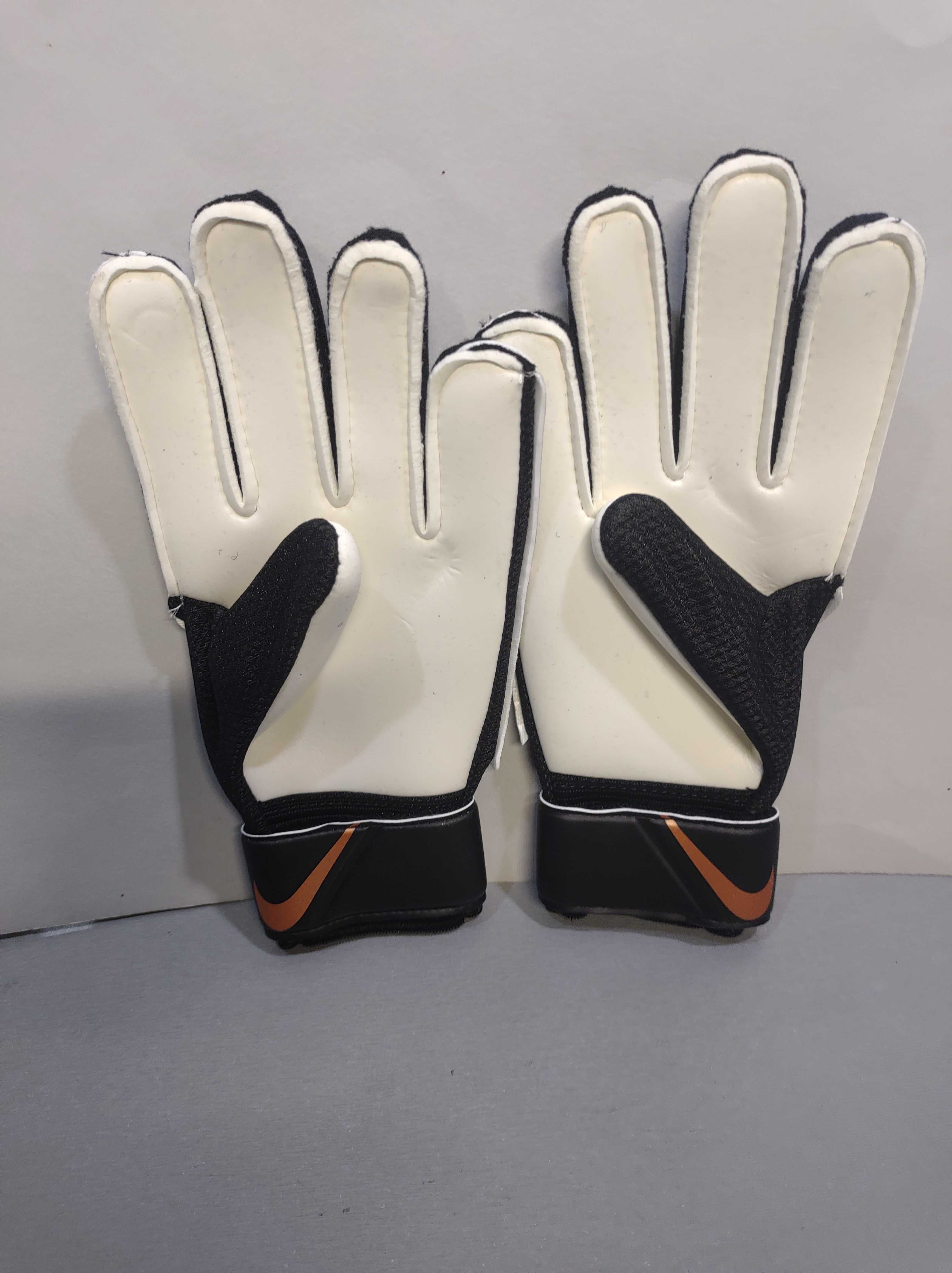 Nike Gk Match Size 6.Детски вратарски ръкавици.Нови.Оригинал.