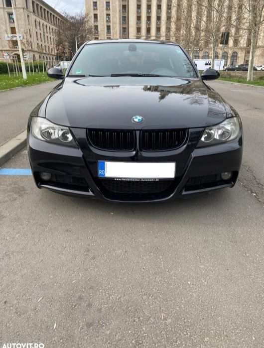 BMW  / E90 /  Pachet M  / Navi  /  Trapa