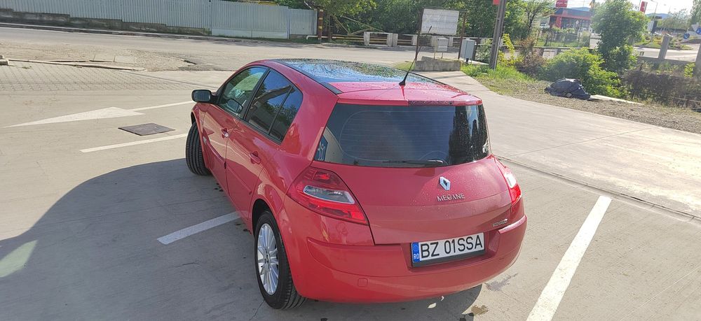 Dezmembrez Megane 2 1.5 dci 106 cp