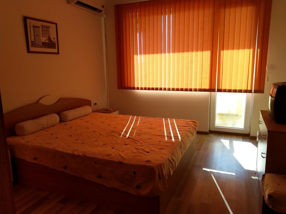 Дава се под наем Двустаен апартамент в Варна, Левски - 56 кв.м за 450 € - Снимка #2