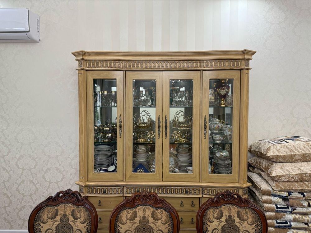 Продается гостиный набор