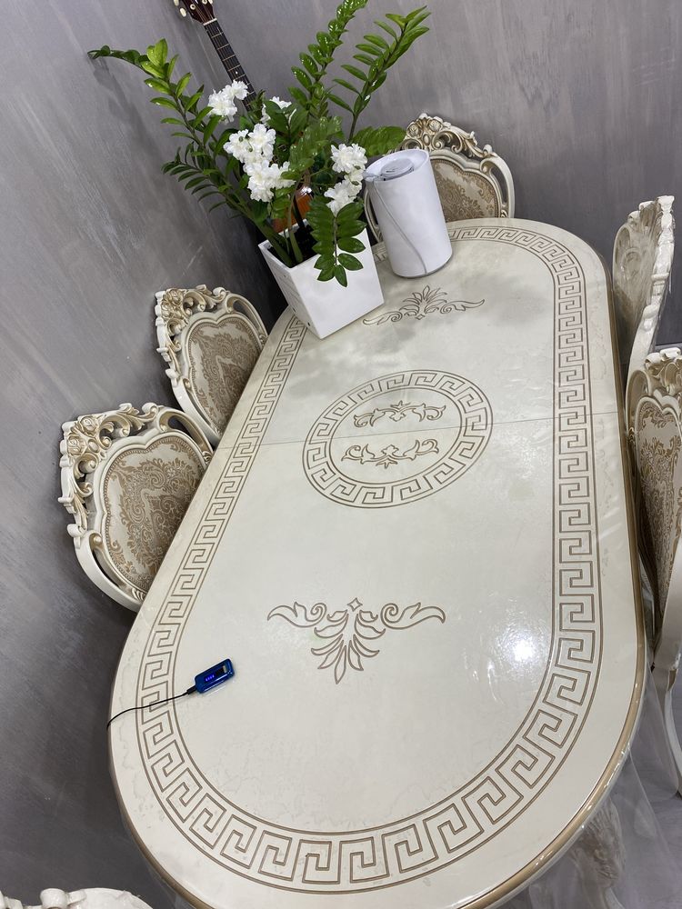Продам стол со стульями