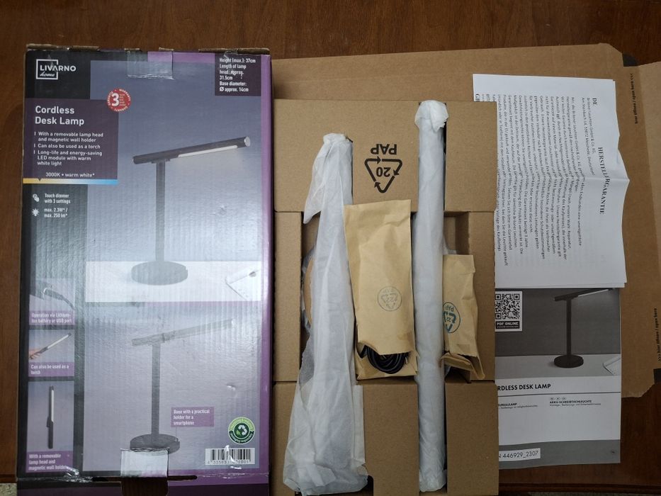 Lampă LED de birou cu acumulator