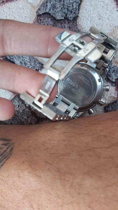 Часовник philip watch
