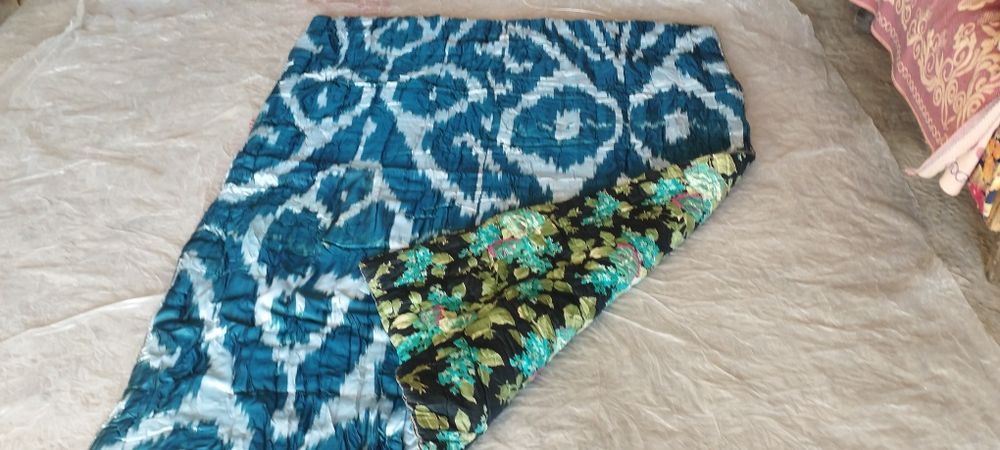 Продам одеяла разные