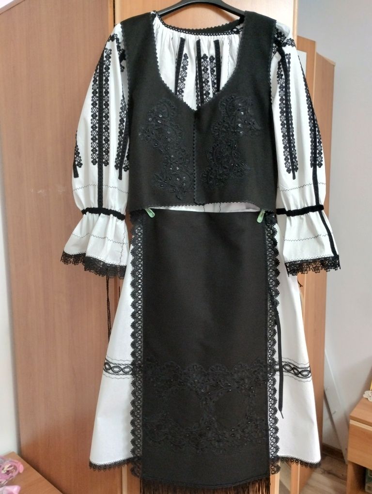 Costume naționale