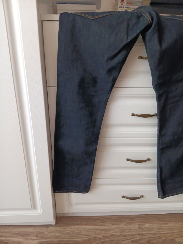 Дънки G star и панталон Zara.