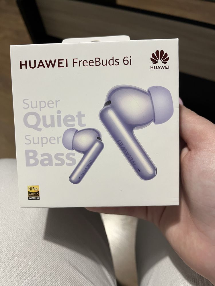 Слушалки Huawei freebuds 6i в гаранция използвани 2 пъти