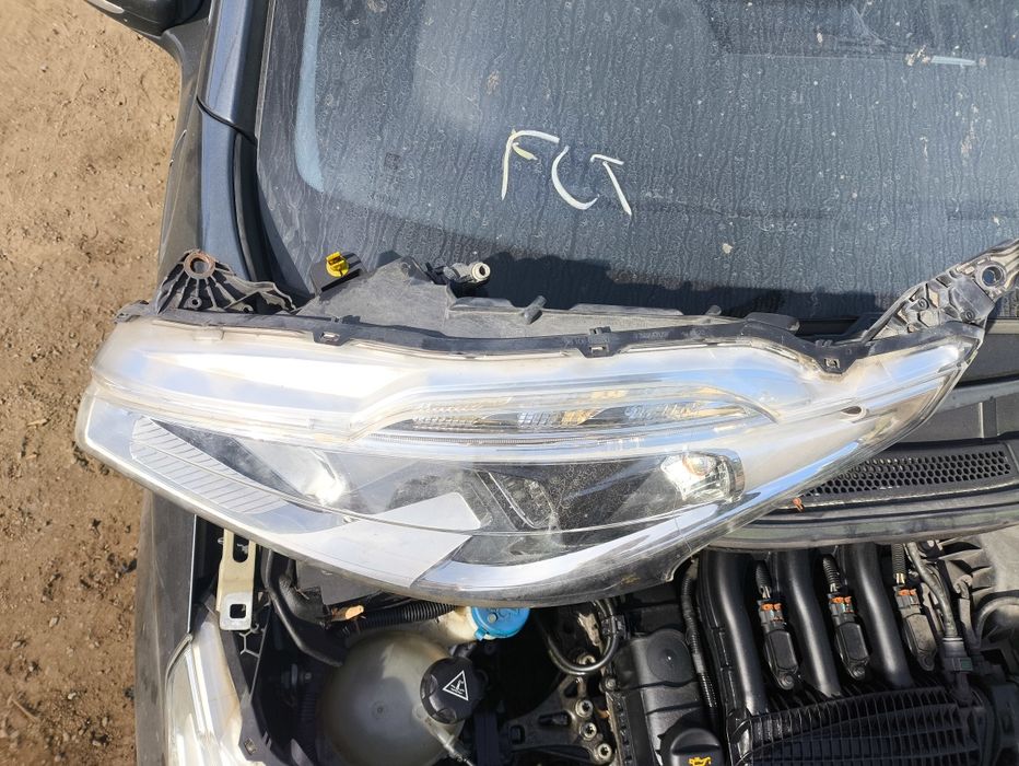 Фар/фарове за Пежо/Peugeot 208
