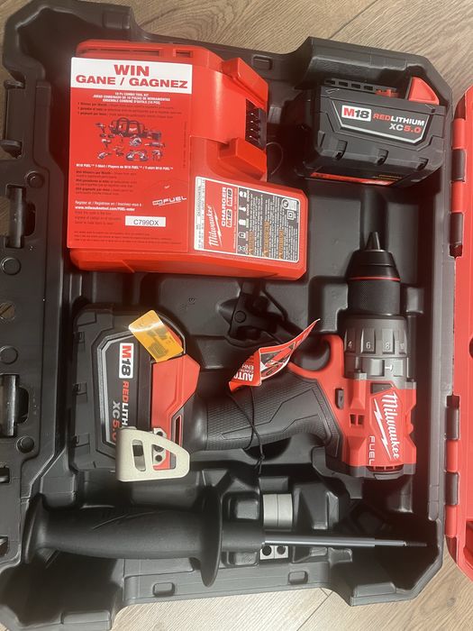 Autofiletanta Milwaukee Fuel M18 + baterii 5 Ah + incarcator + geanta