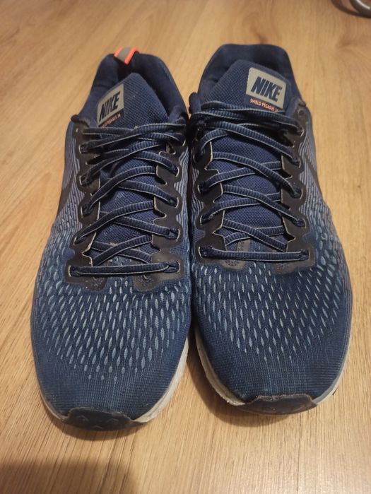 Маратонки Nike 47