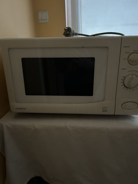 Микровълнова печка Goldstar