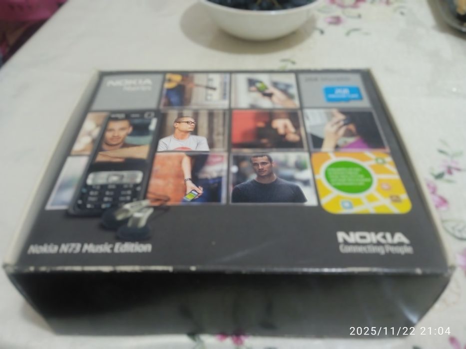 N73 и N70 коробки телефона Nokia