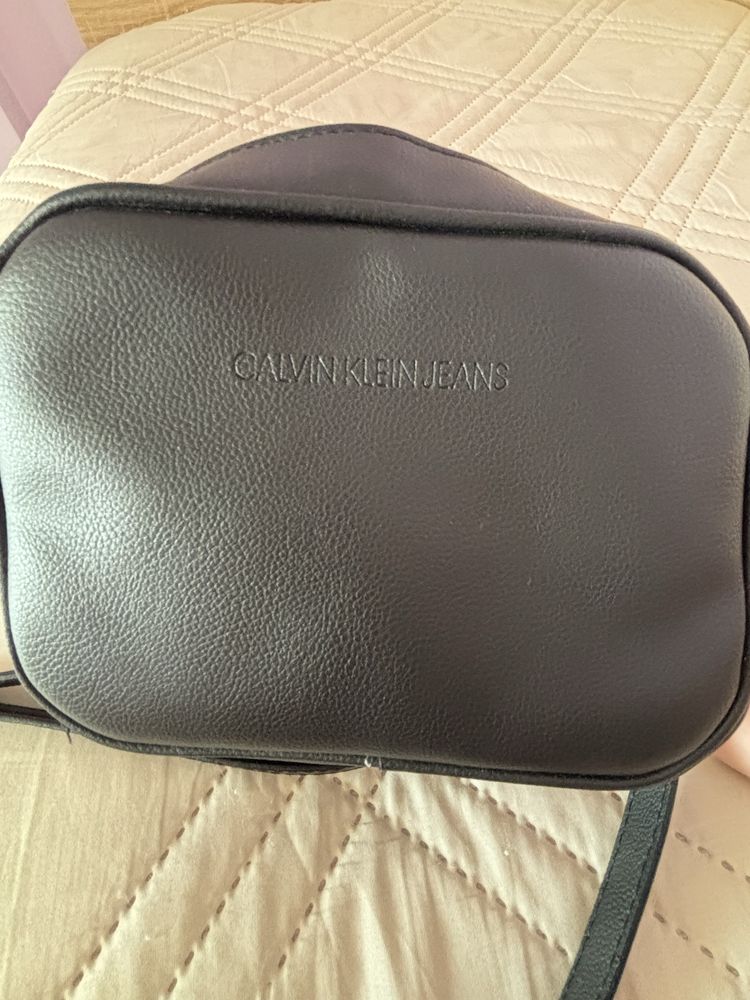 Чанта Calvin Klein