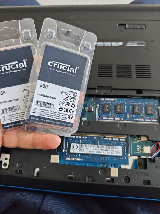 2X memorie laptop hynix 4GB+4GB dual channel 1600mhz (12800s)  DDR3