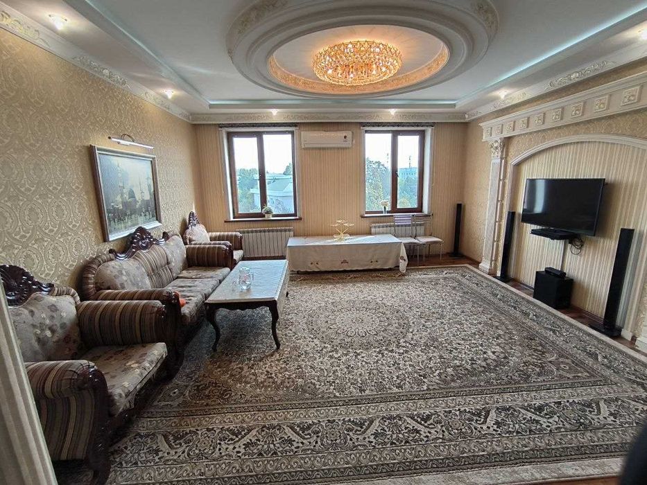 Sotiladi - 4/4/6 kvartira 2 liniya Beruniy metro bekati, Huvaydo MFY.