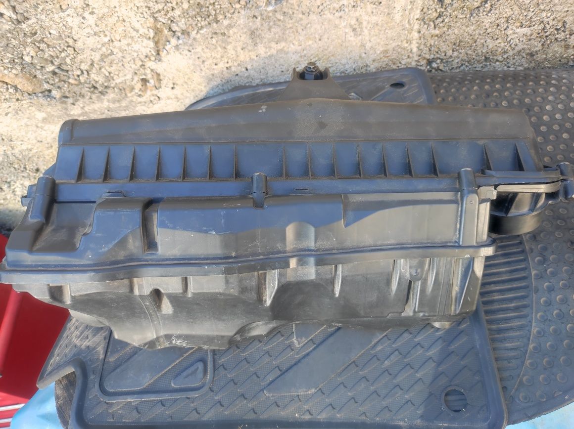 Кутия въздушен филтър за Пежо-207,1.4,16V-95к.с.