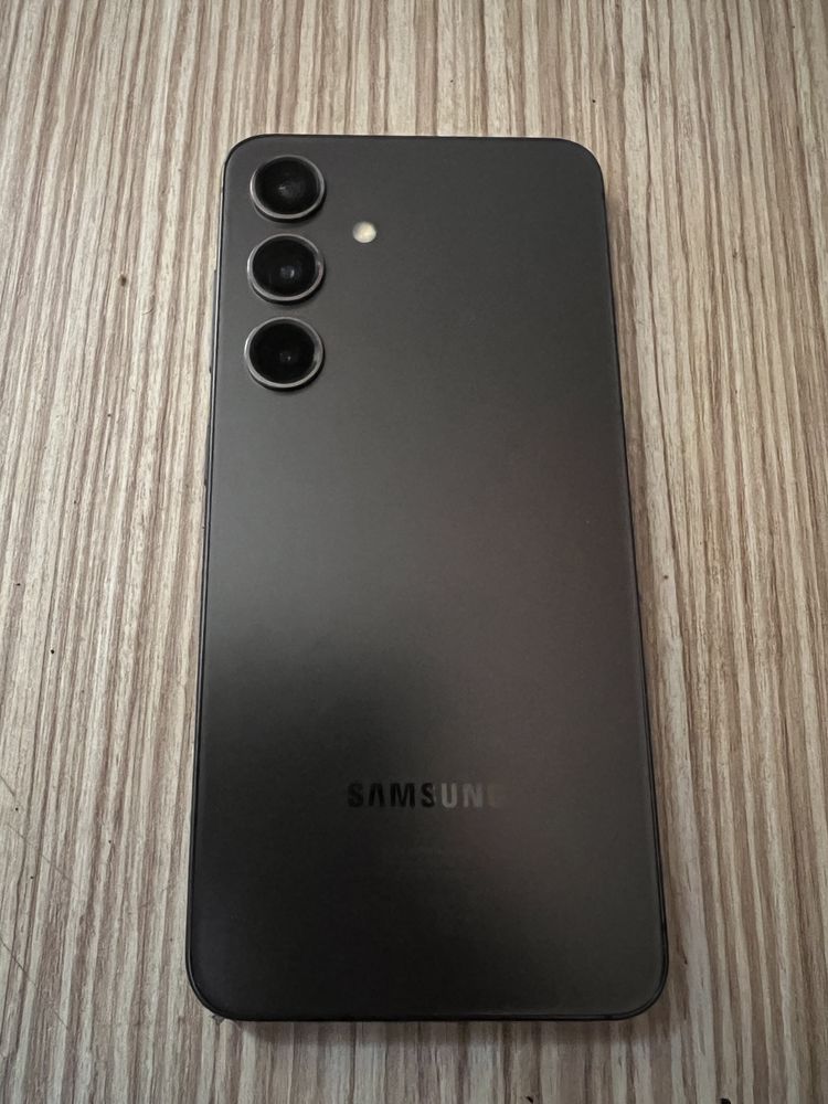 Samsung s24 256gb 2г. Гаранция titanium black