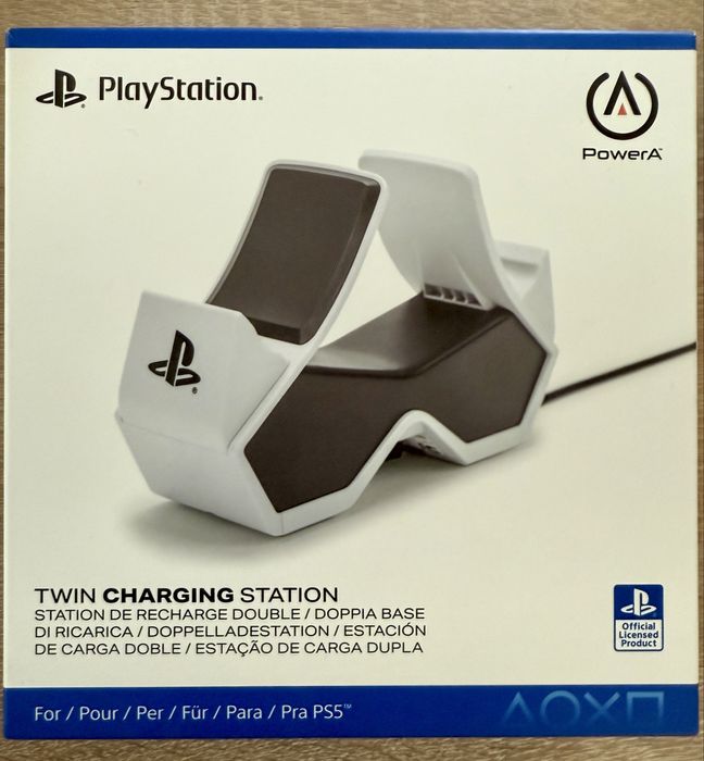 PlayStation 5 Disc Edition, с два контролера и зарядна станция
