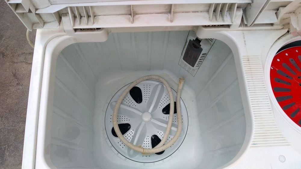 Полуавтомат стиральный машина 10кг сотилади