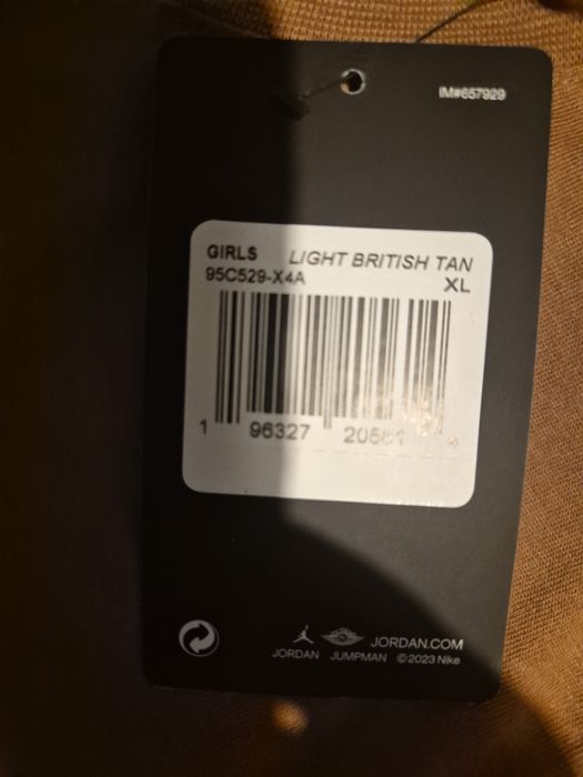 Jordan тениска! Нова! 163-175 см