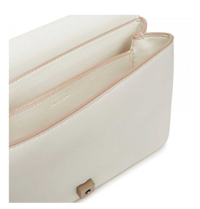 Дамска Чанта "Calvin Klein "