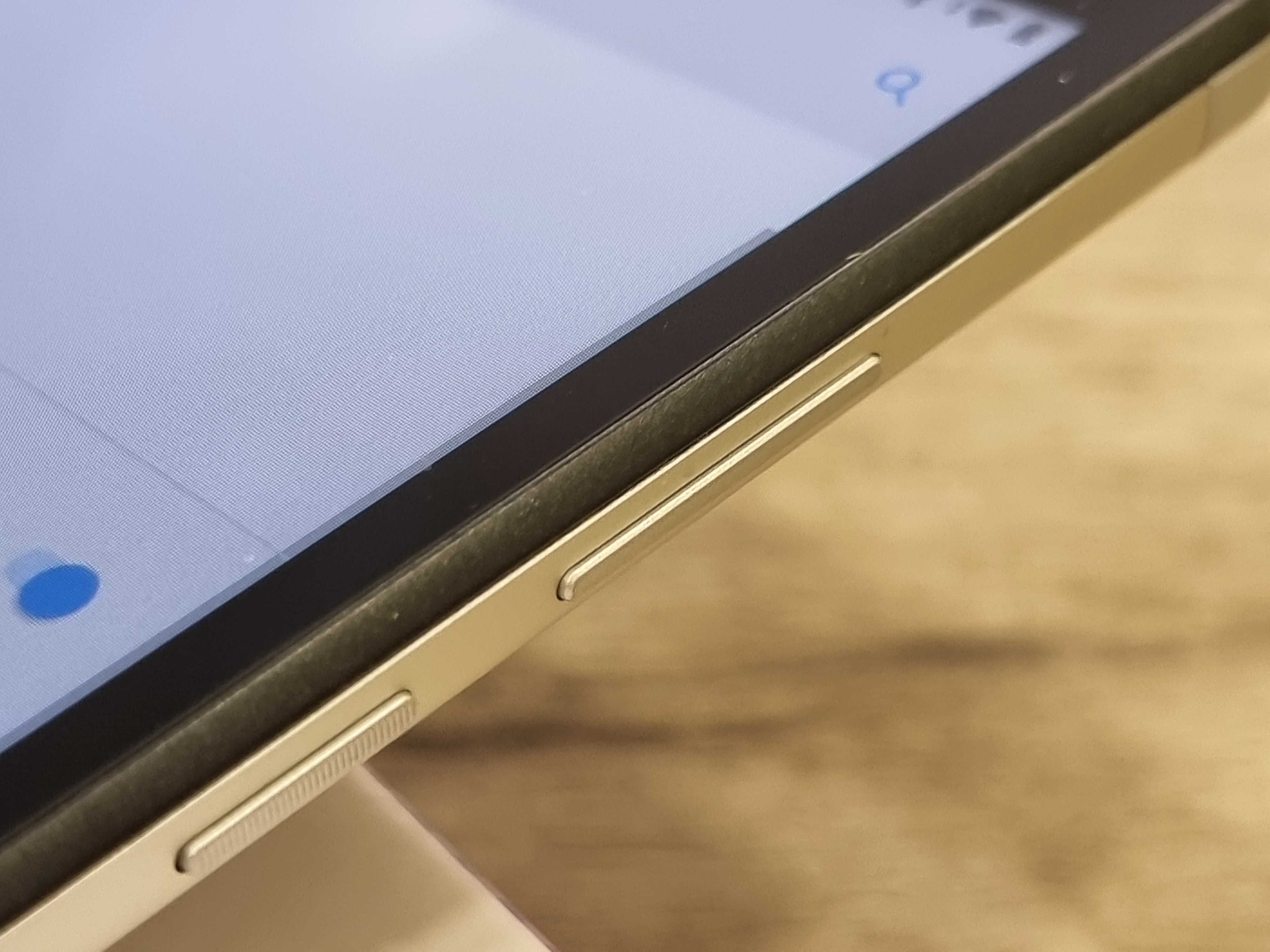 Lenovo Tab Таблет M10