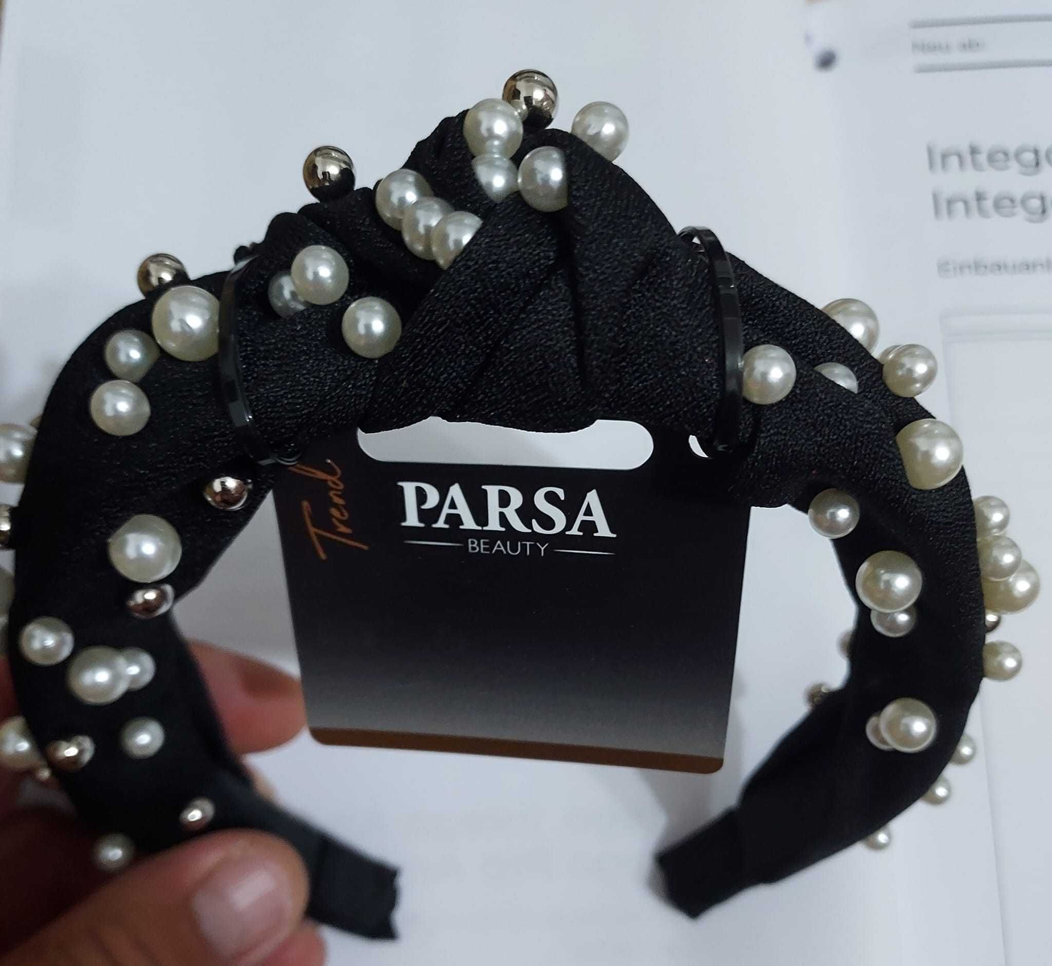 Accesoriile pentru par PARSA