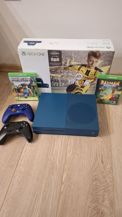 XBOX ONE X - пълен комплект