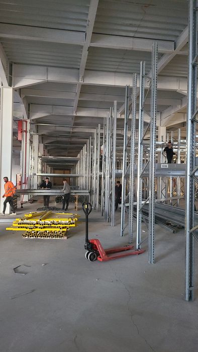 Vând rafturi metalice profesionale LA PREȚURI AVANTAJOASE