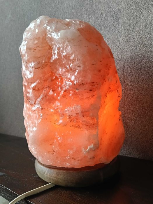 Солна лампа SALLY (от хималайска сол), 6.2кг реално тегло, 25cmx15cm