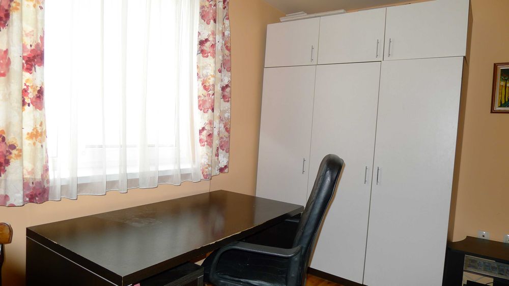 Продава се Тристаен апартамент в София, Център - 69 кв.м за 2464 €/кв.м - Снимка #6
