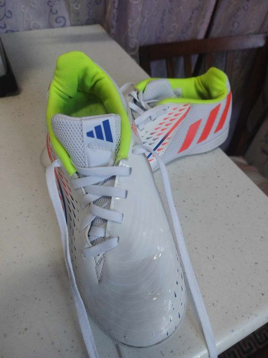 Ghete fotbal  adidas PREDATOR EDGE 4