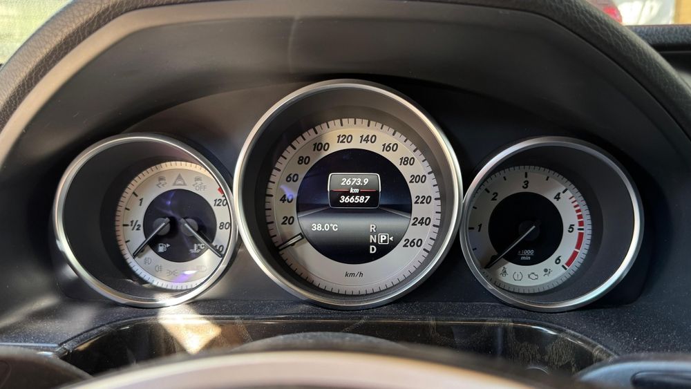 E220 CDI, Avantgard