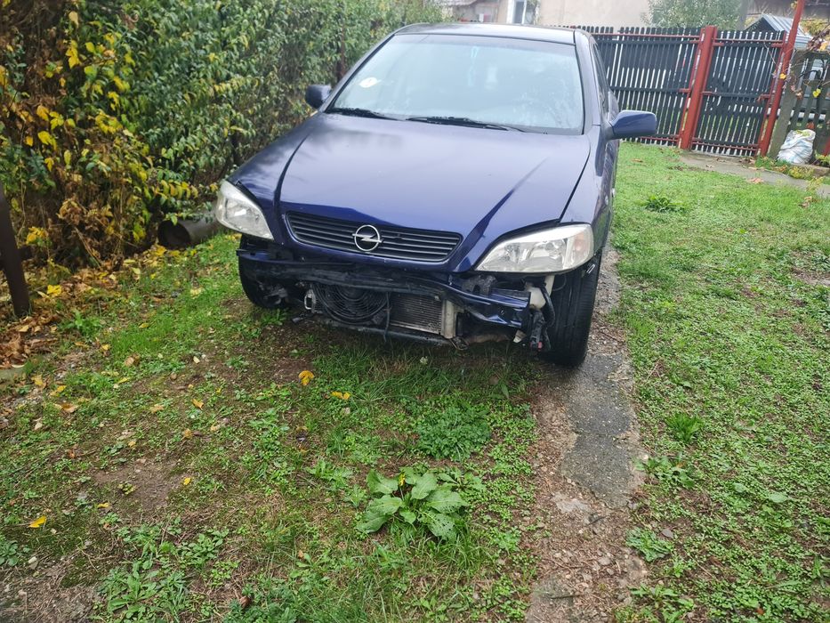 Vând Opel Astra g