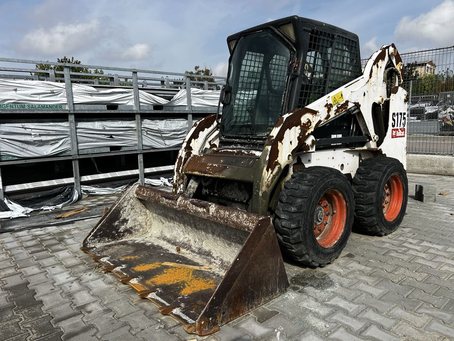 BOBCAT S175 - mini încărcător de vânzare + accesorii