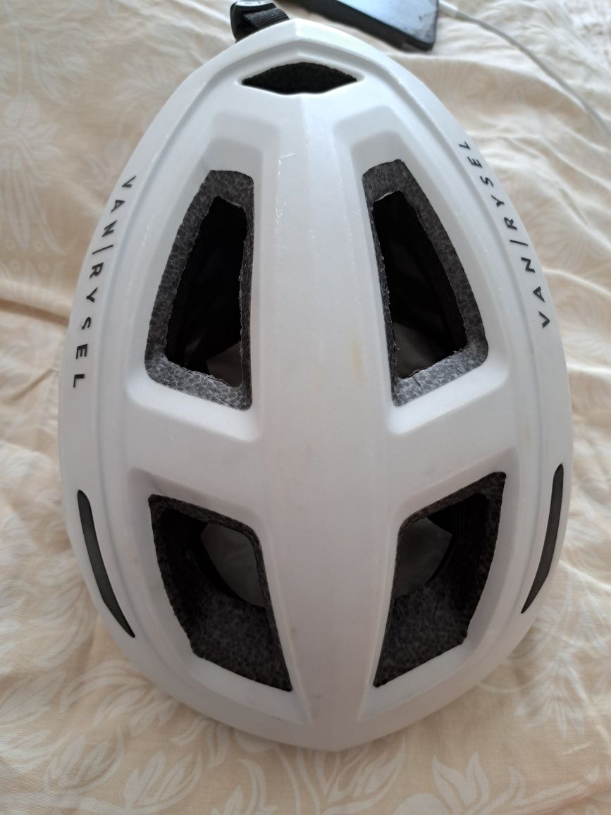 Велосипедный шлем Van Rysel